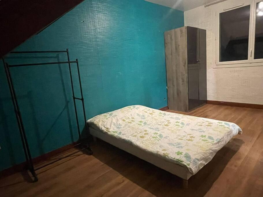 Appartement Entier A Севран Экстерьер фото